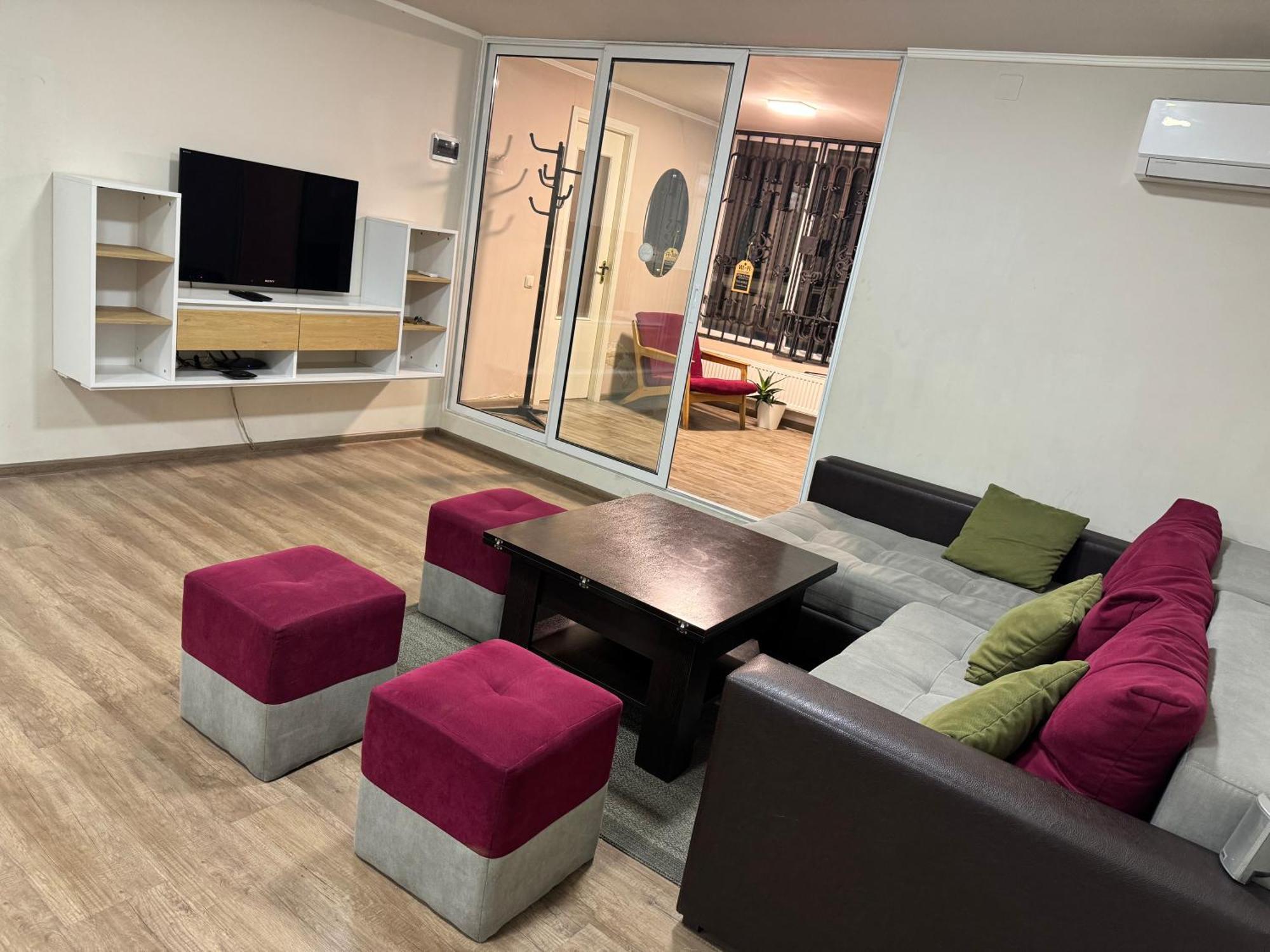 The View Apartments Ереван Екстериор снимка