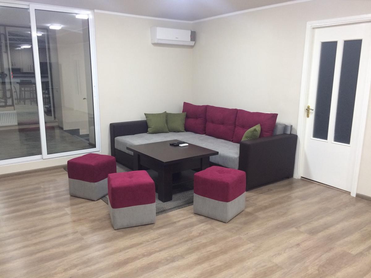 The View Apartments Ереван Екстериор снимка